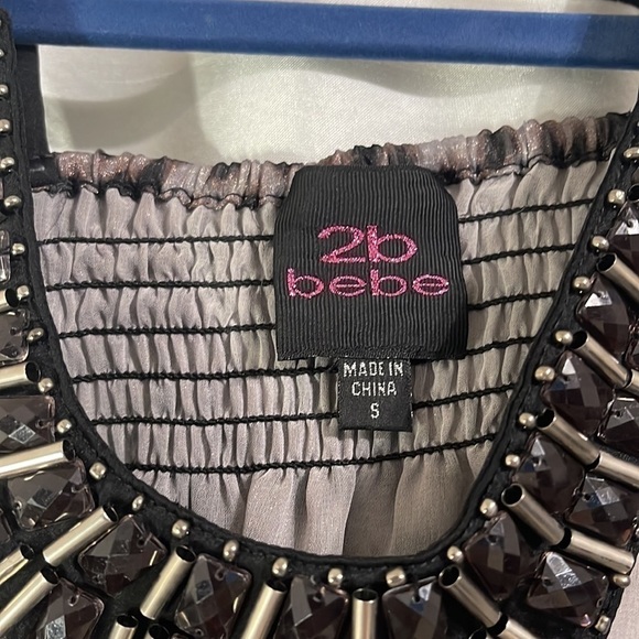 2be Bebe Beaded Top size S - Picture 3 of 4